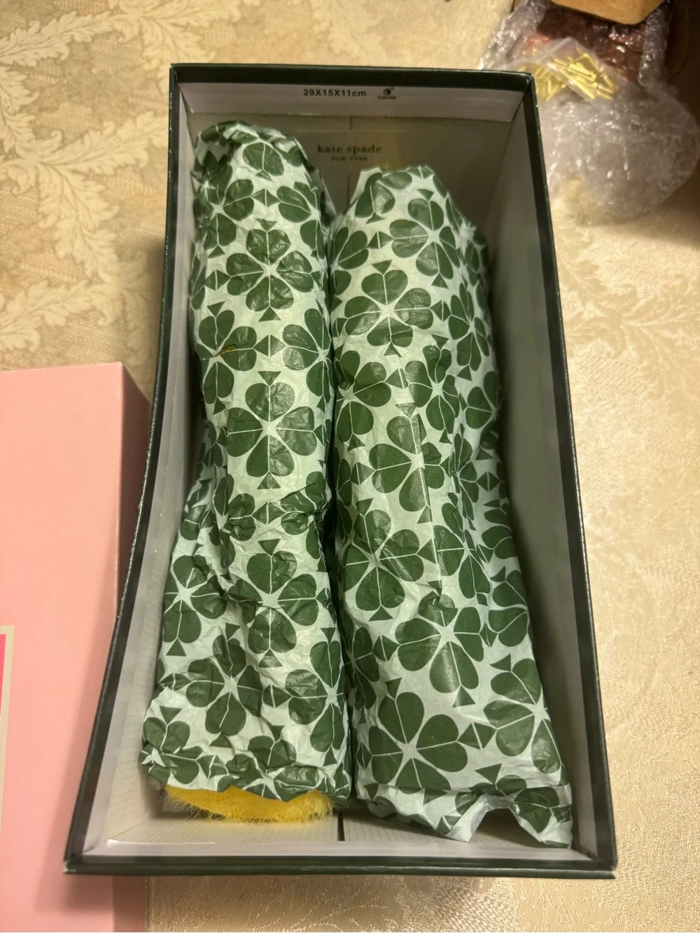 Kate Spade New York Taxi Yellow Fuzzy Slippers Faux Fur Checked NIB Size 8 B 8B
